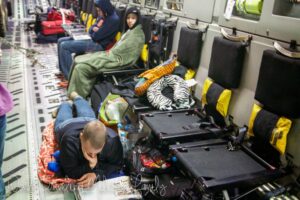 Budget travel, flights for cheap or free for military